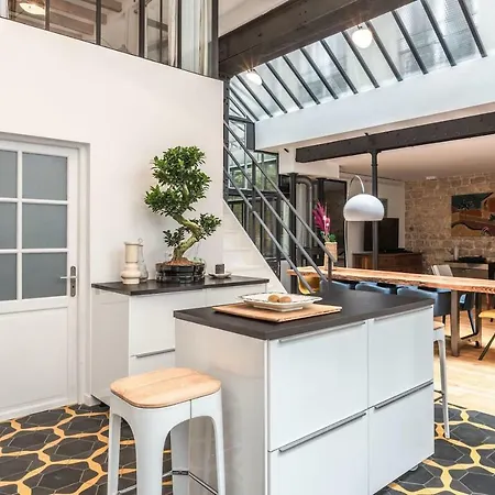 Architect Loft In North Marais *