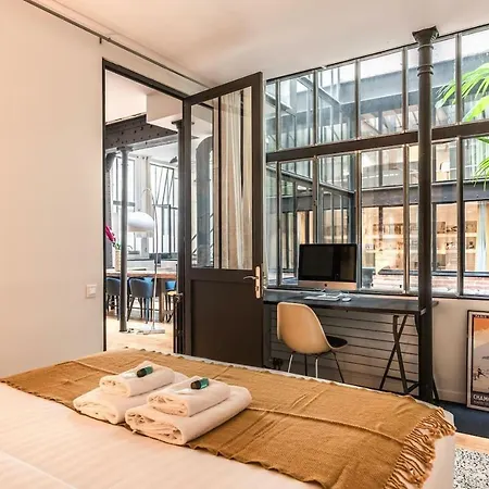 Architect Loft In North Marais * Parigi